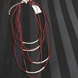 Pretty layered necklace NWT